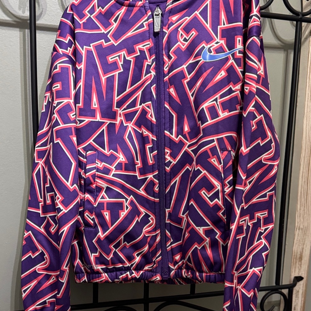 Nike Kids Jacket with Purple and Pink Graphic Design size small 4-5 years